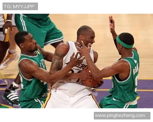 2010年NBA总决赛热火与湖人第四节激战回顾与精彩瞬间解析